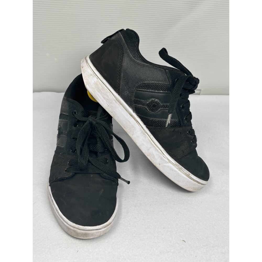Heelys Racer 20 Black White Skate Shoes Roller Youth Size 5 Sneakers HE100763